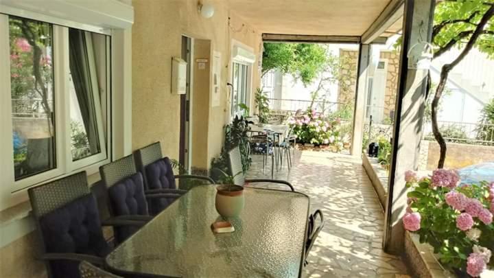 Apartamento Apartman Paulina Selce Exterior foto